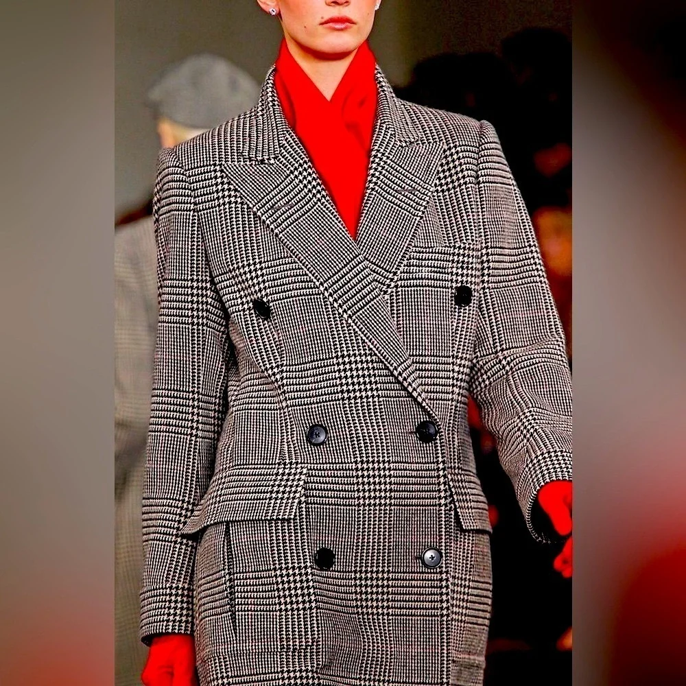 *Ralph Lauren Collection Fall 2008 Scarlet Red Cashmere Bullion Crest Scarf